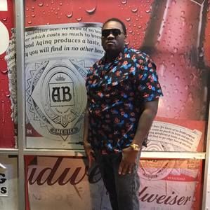 Meet your Posher, Julius